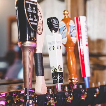 The Union Hotel エベレット エクステリア 写真